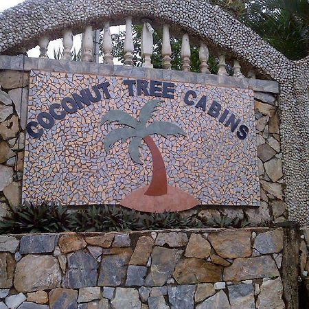 Coconut Tree West End Hotel Luaran gambar